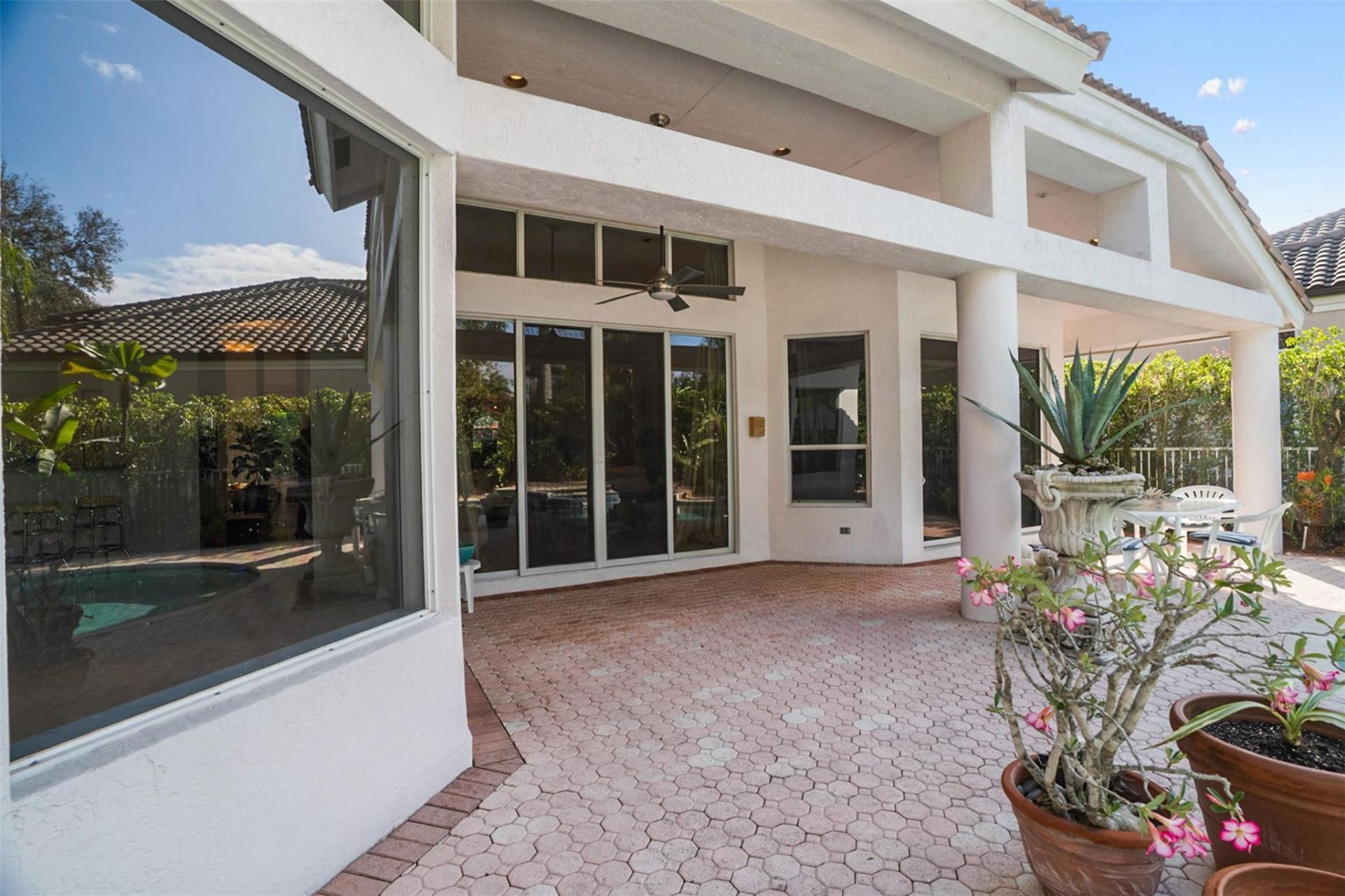 1012 SW 156th Avenue, Pembroke Pines, FL 33027 Photo