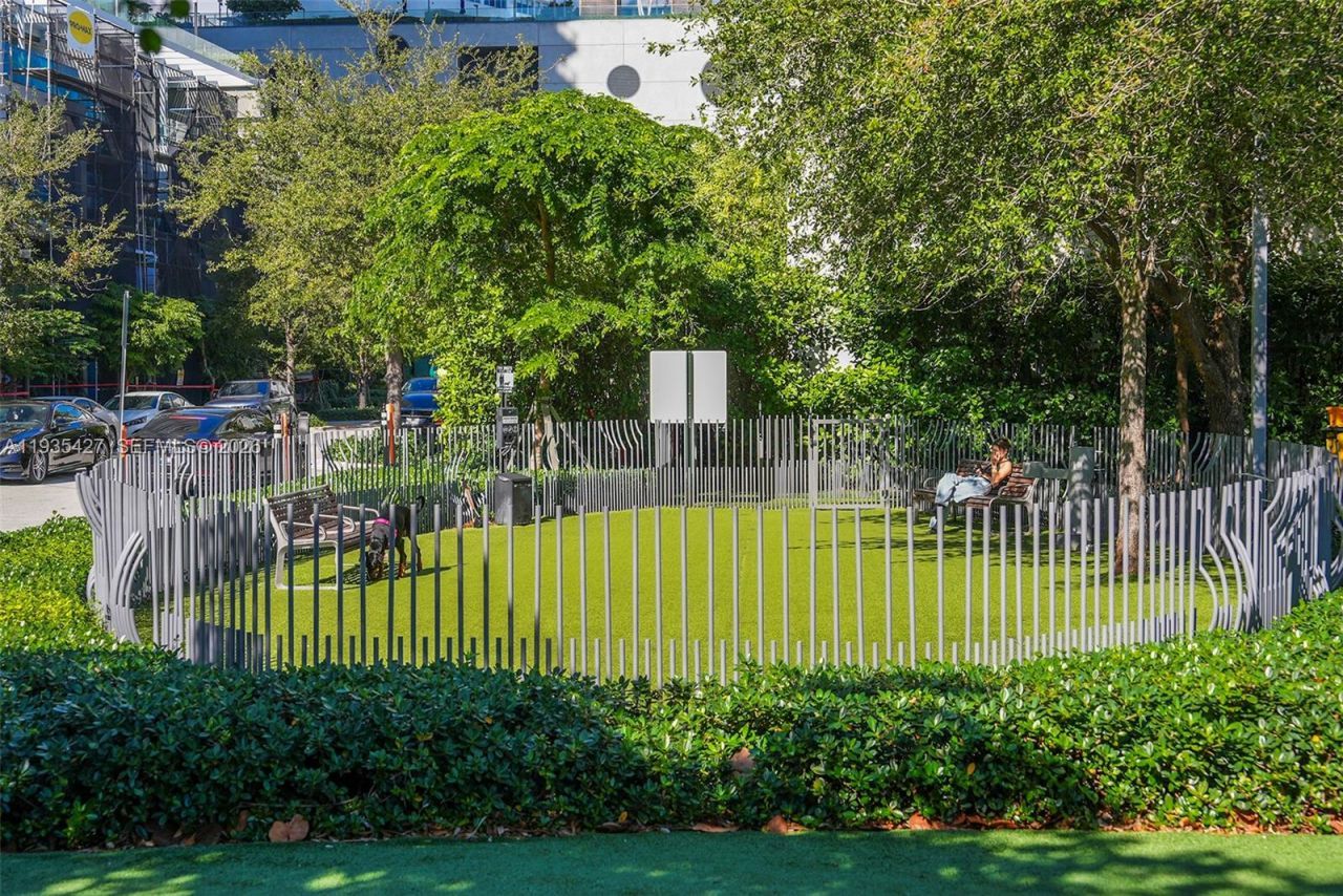 501 NE 31st St, Unit 401, Miami, FL 33137 Photo