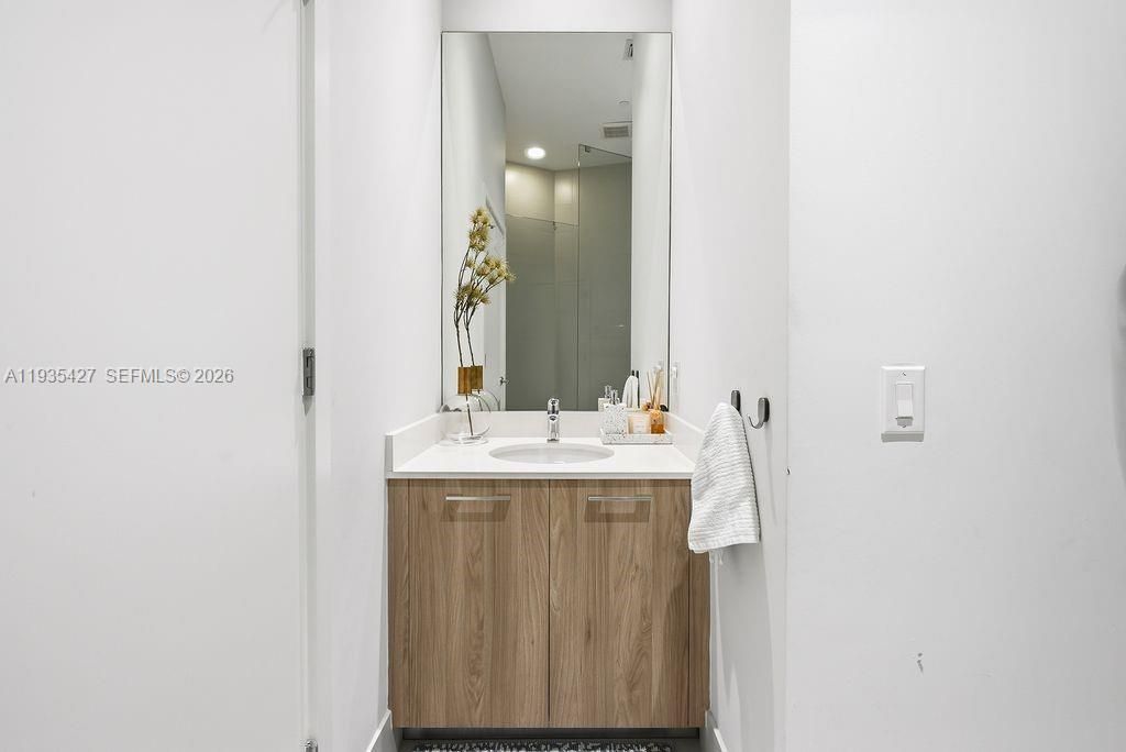 501 NE 31st St, Unit 401, Miami, FL 33137 Photo