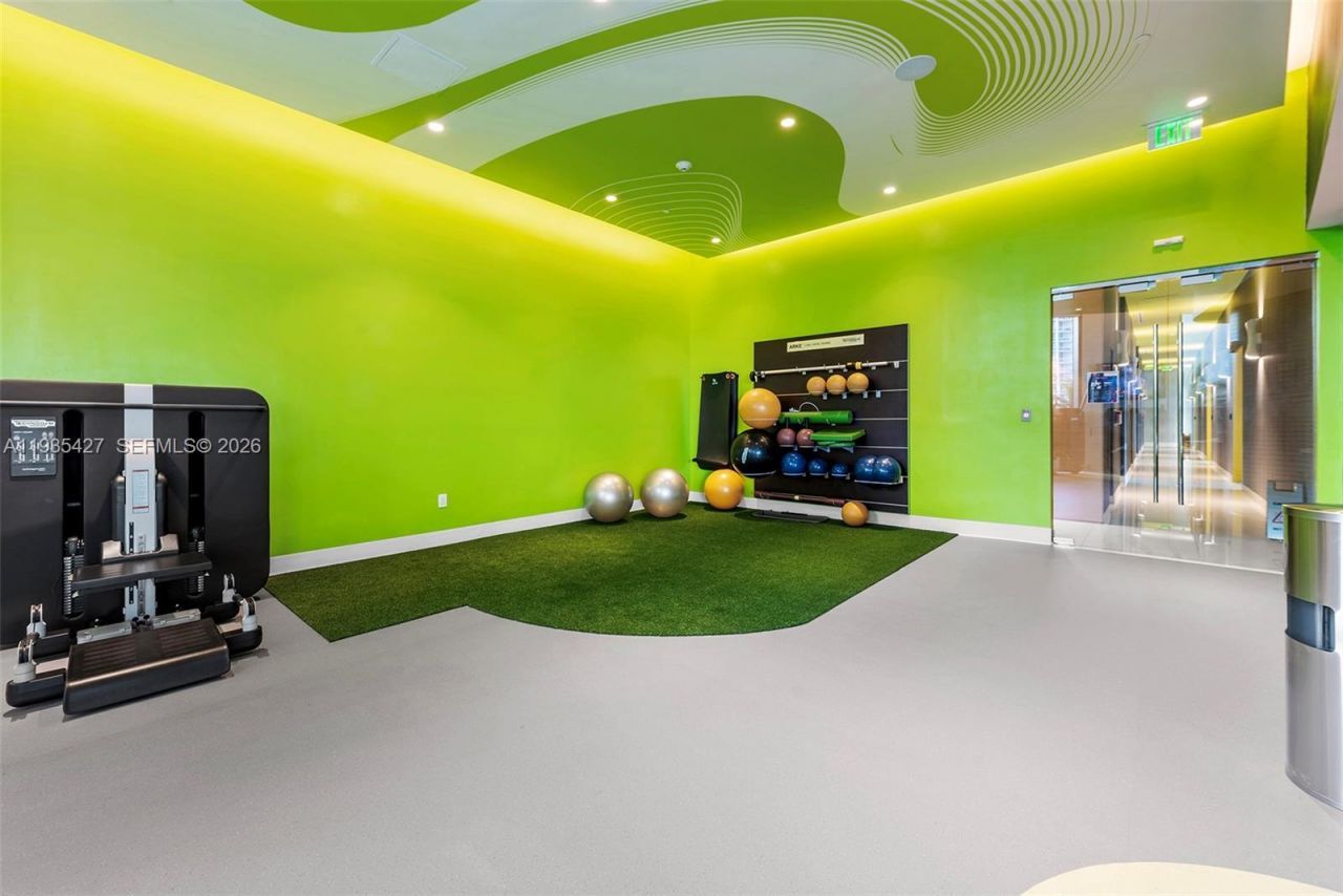 501 NE 31st St, Unit 401, Miami, FL 33137 Photo