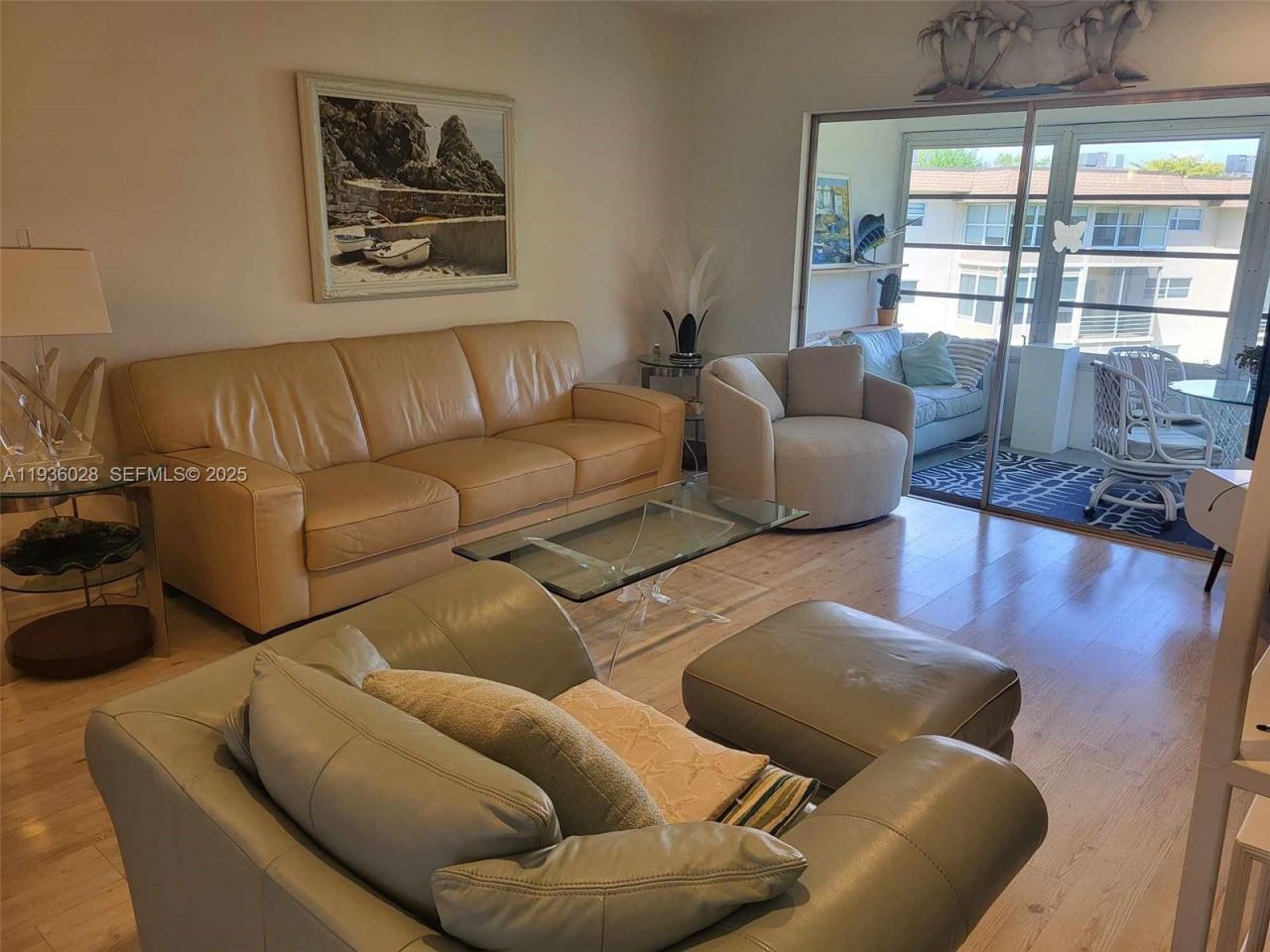 4701 NW 34th St, Unit 604, Lauderdale Lakes, FL 33319 Photo