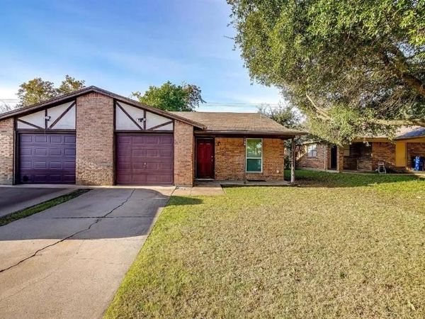 144 Meador Lane, Burleson, TX 76028