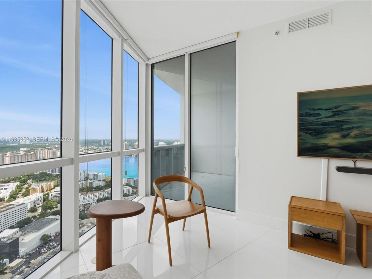 18201 Collins Ave, Unit 5508, Sunny Isles Beach, FL 33160 Photo