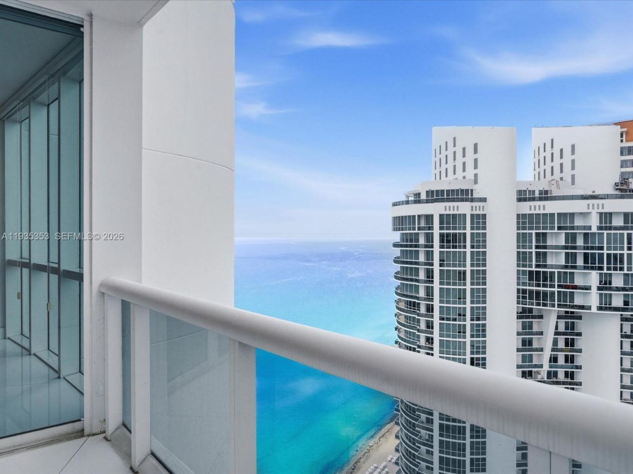 18201 Collins Ave, Unit 5508, Sunny Isles Beach, FL 33160 Photo