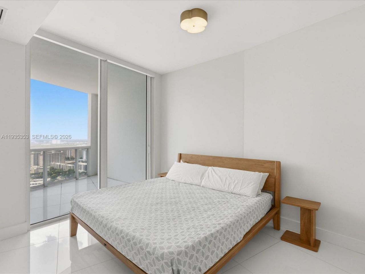 18201 Collins Ave, Unit 5508, Sunny Isles Beach, FL 33160 Photo