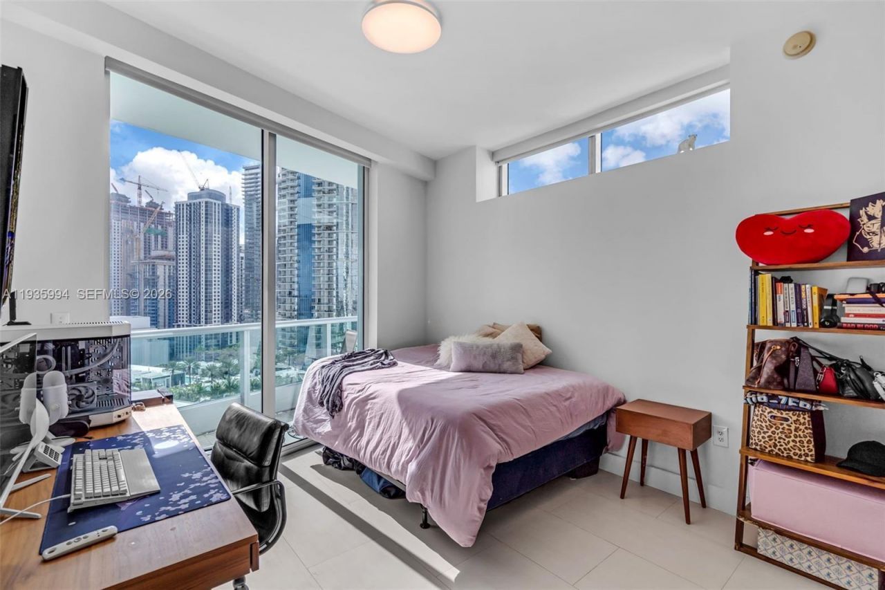 900 Biscayne Blvd , Unit 2312, Miami, FL 33132 Photo