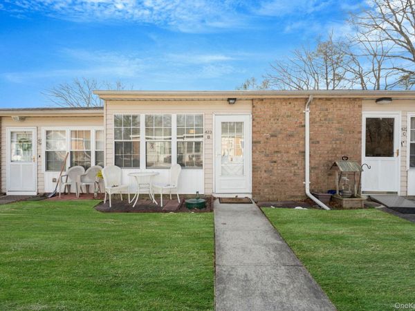 423 Woodbridge Drive, Unit B, Ridge, NY 11961