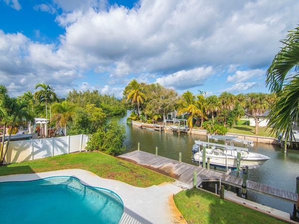 721 Shore Drive, Vero Beach, FL 32963