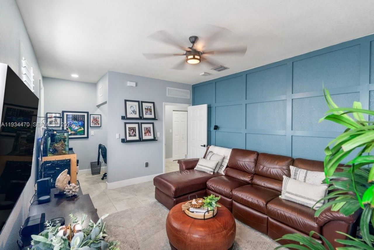 2417 NE 2nd Dr, Homestead, FL 33033 Photo