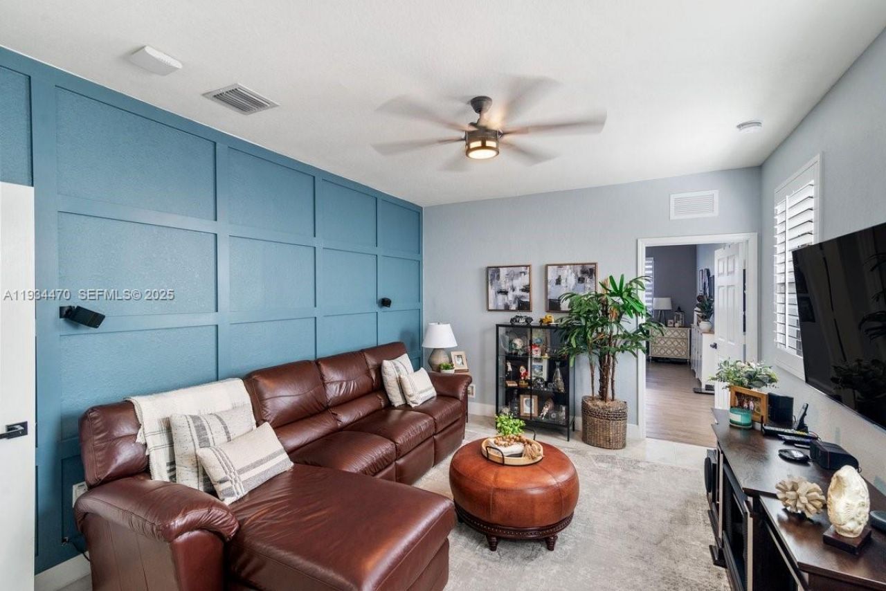 2417 NE 2nd Dr, Homestead, FL 33033 Photo