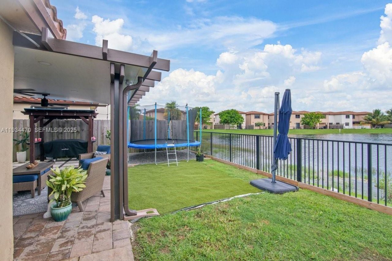 2417 NE 2nd Dr, Homestead, FL 33033 Photo