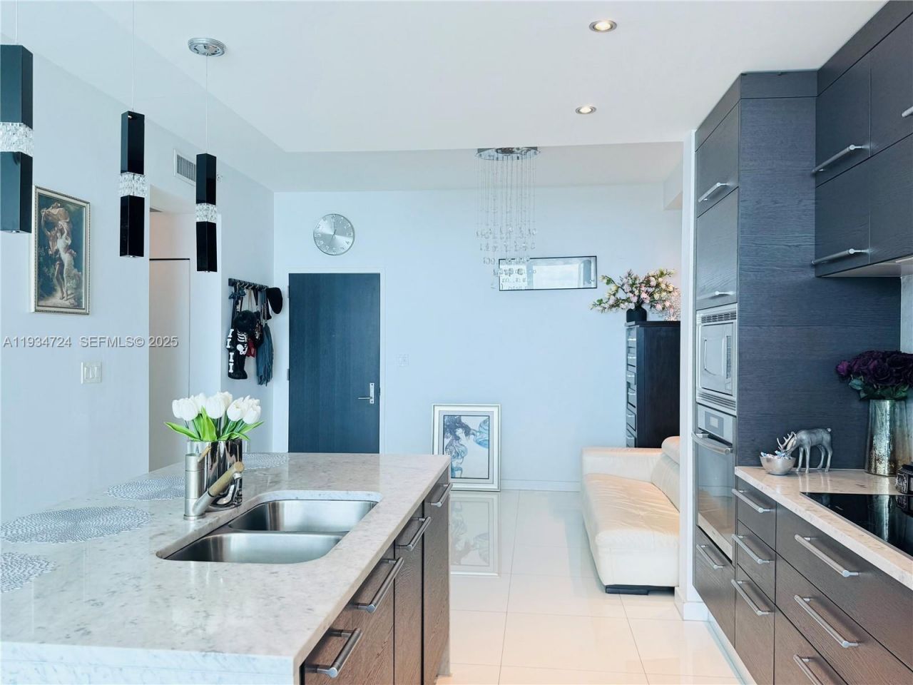 900 Biscayne Blvd , Unit 4504, Miami, FL 33132 Photo