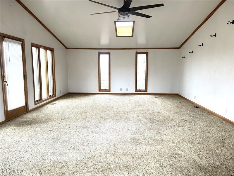 225 Petrick Ave, Mingo Junction, OH 43938 Photo 10