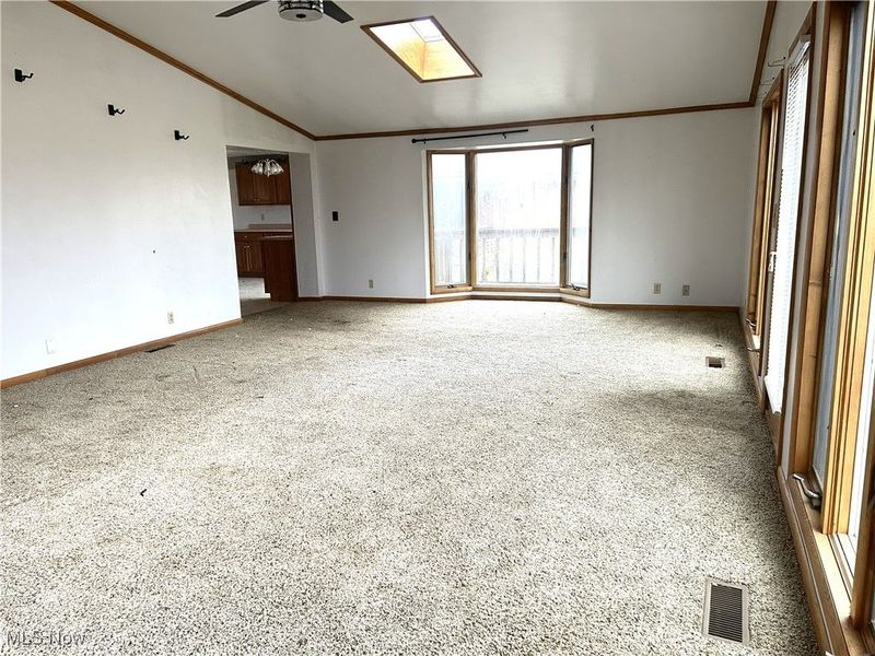 225 Petrick Ave, Mingo Junction, OH 43938 Photo 11