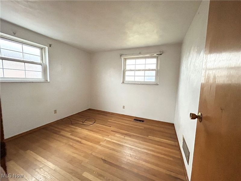 225 Petrick Ave, Mingo Junction, OH 43938 Photo 17