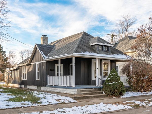 123 Washington Avenue, Urbana, OH 43078