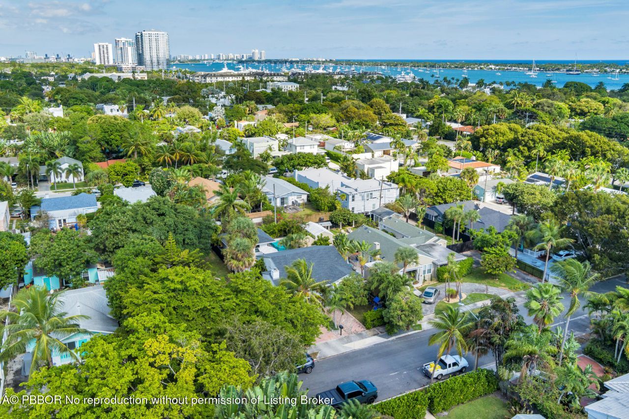 425 32nd Street, West Palm Beach, FL 33407 Photo