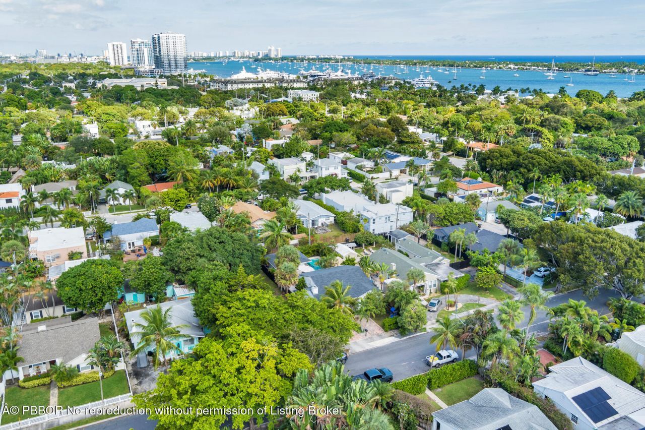 425 32nd Street, West Palm Beach, FL 33407 Photo
