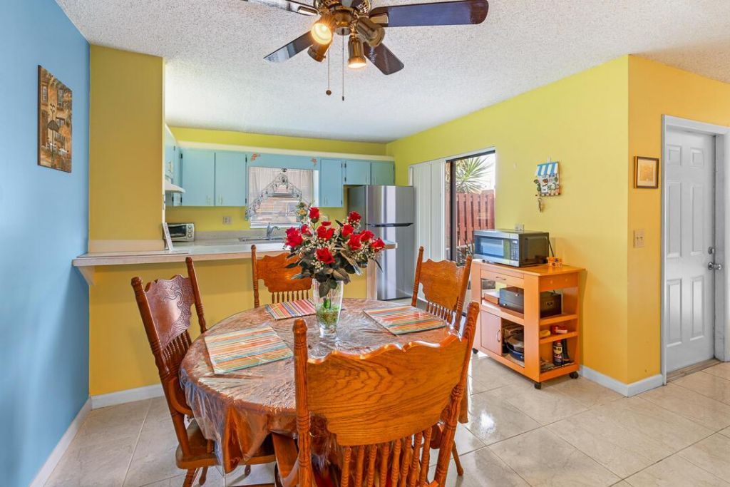 1402 Nebraska Avenue, Unit 13, Fort Pierce, FL 34950 Photo