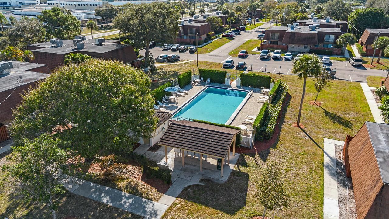 1402 Nebraska Avenue, Unit 13, Fort Pierce, FL 34950 Photo