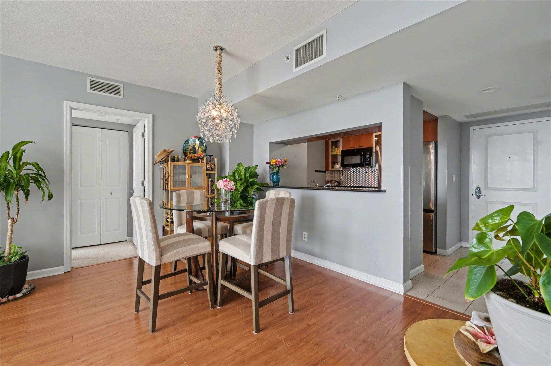 610 W Las Olas Boulevard, Unit 1221N, Fort Lauderdale, FL 33312 Photo