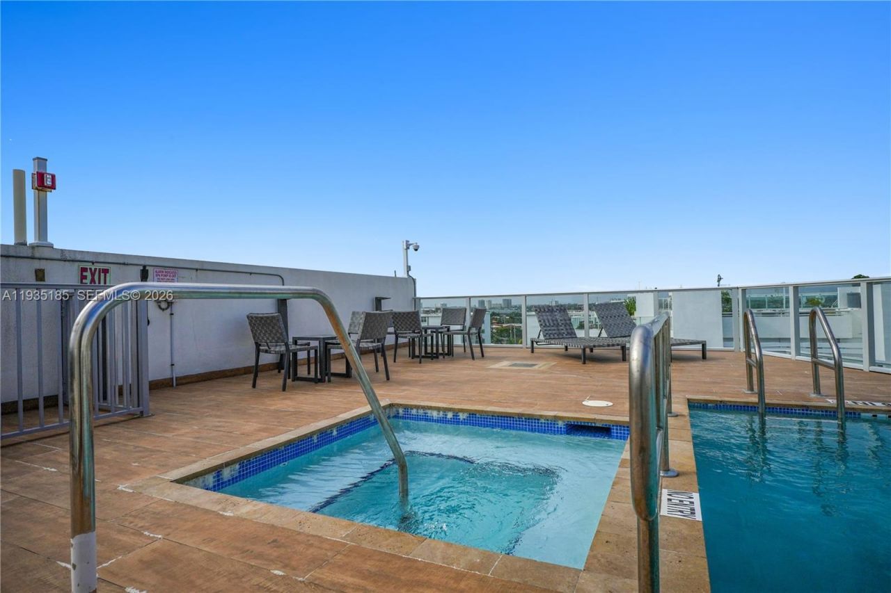 1150 101st St, Unit 503, Bay Harbor Islands, FL 33154 Photo