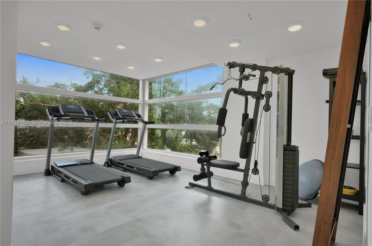 1150 101st St, Unit 503, Bay Harbor Islands, FL 33154 Photo