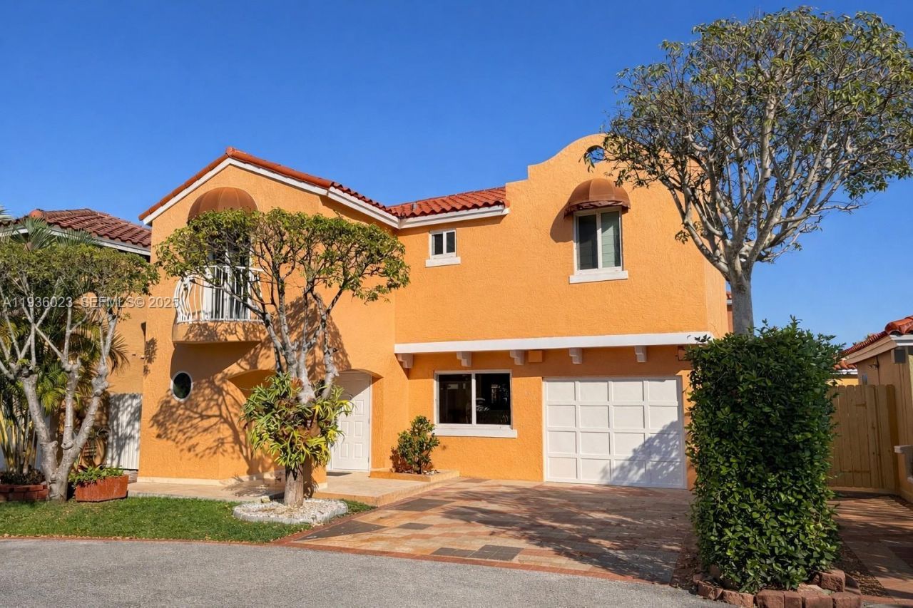 8510 NW 1st Ter, Miami, FL 33126 Photo