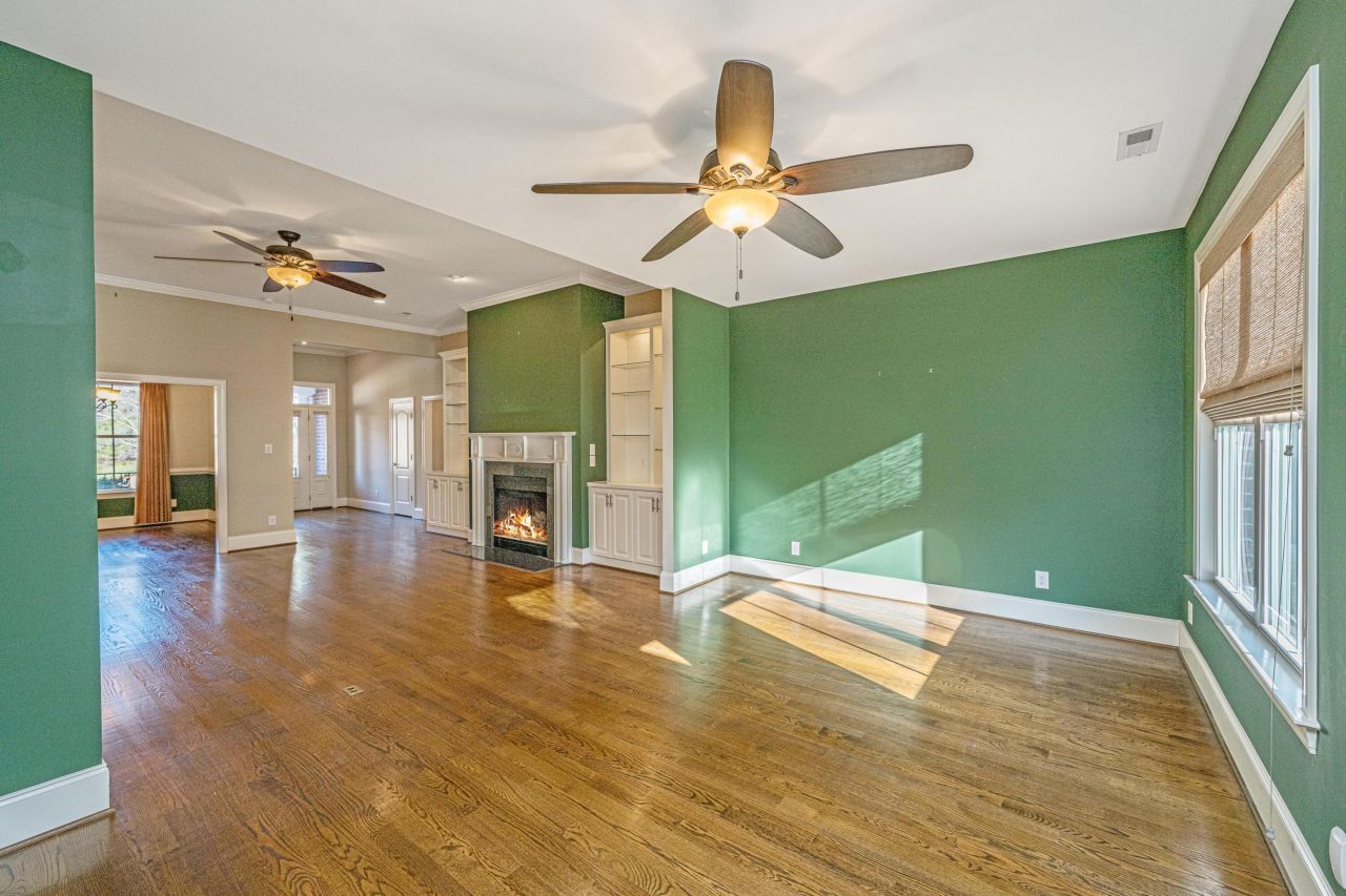 1007 Mt Whitney Drive Photo 10