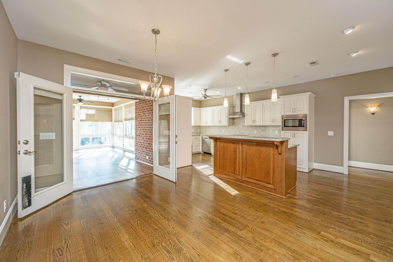 1007 Mt Whitney Drive Photo 11