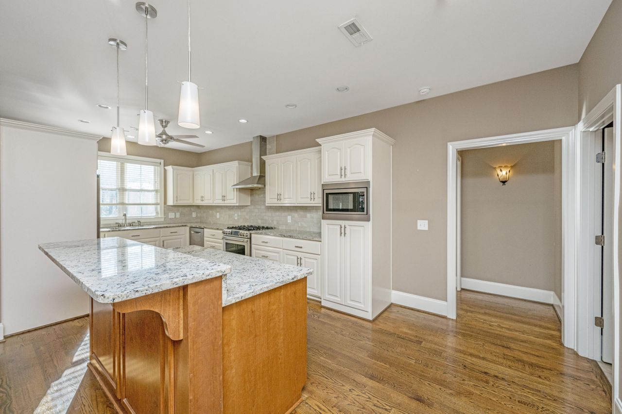 1007 Mt Whitney Drive Photo 12