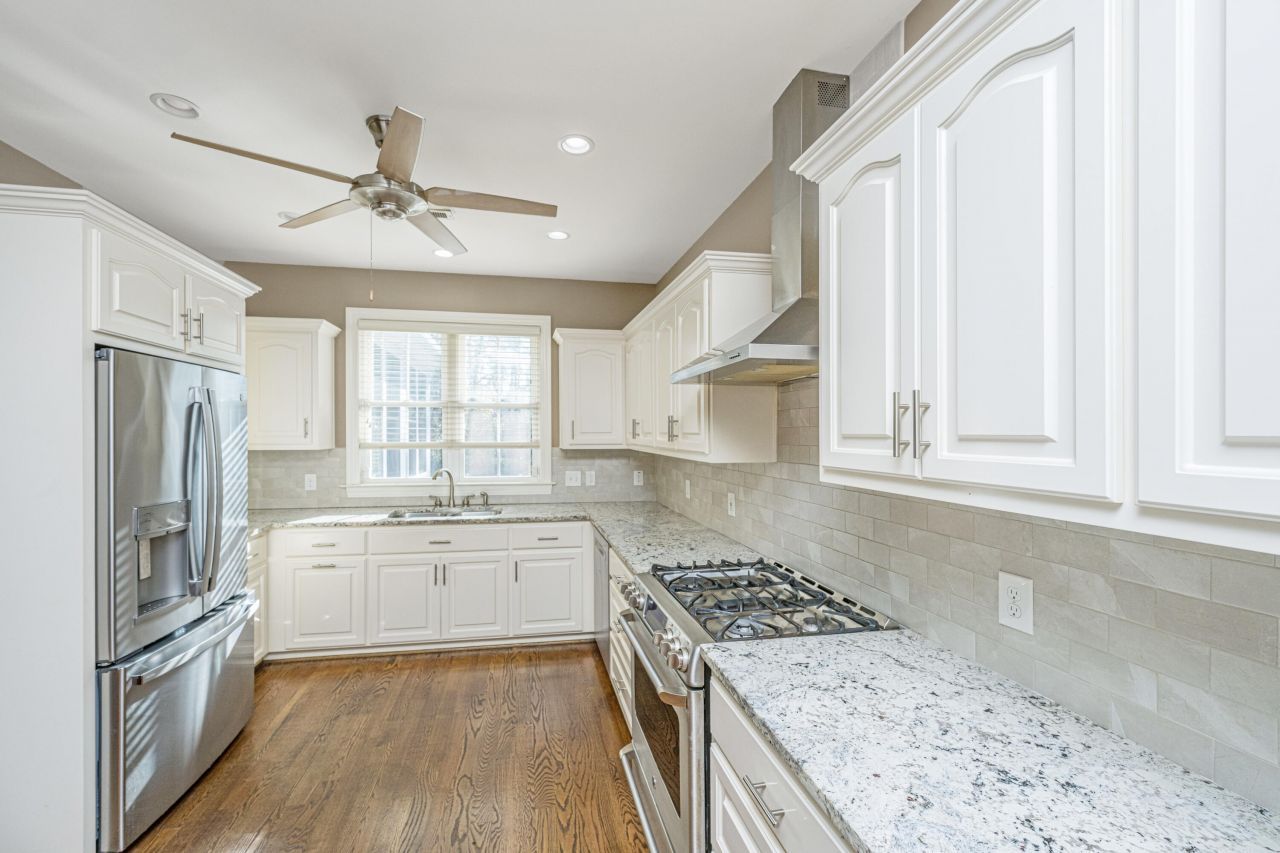 1007 Mt Whitney Drive Photo 13