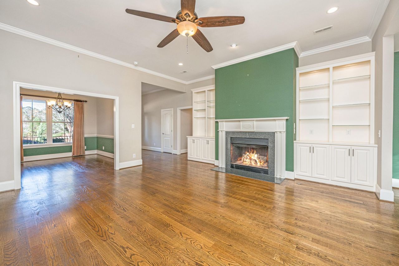 1007 Mt Whitney Drive Photo 6