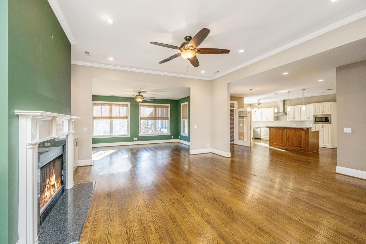 1007 Mt Whitney Drive Photo 7