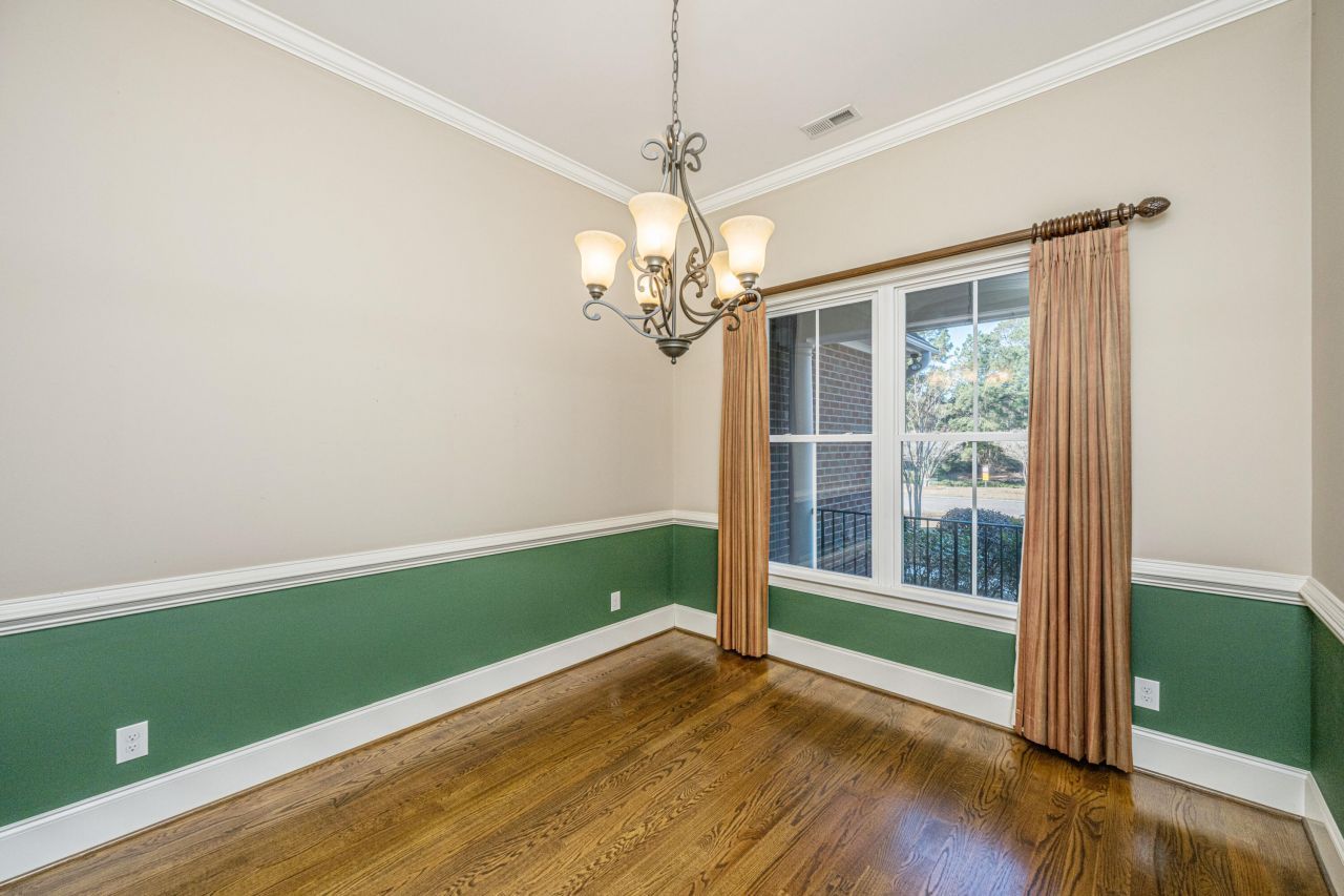 1007 Mt Whitney Drive Photo 8