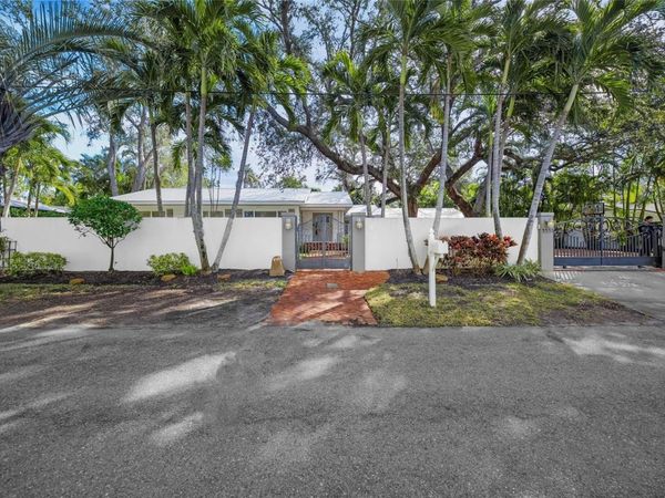 3331 OLD OAK DRIVE, SARASOTA, FL 34239