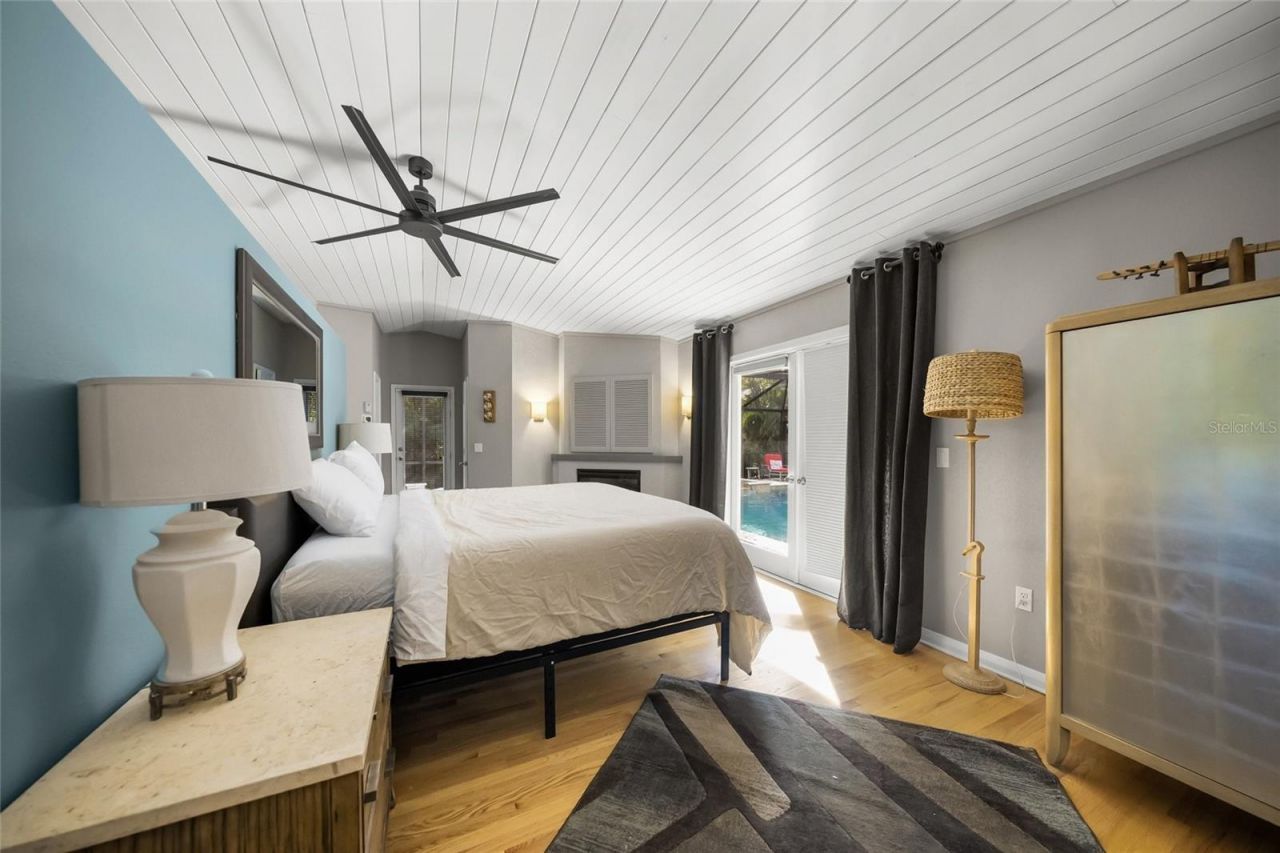 3331 Old Oak Drive, Sarasota, FL 34239 Photo