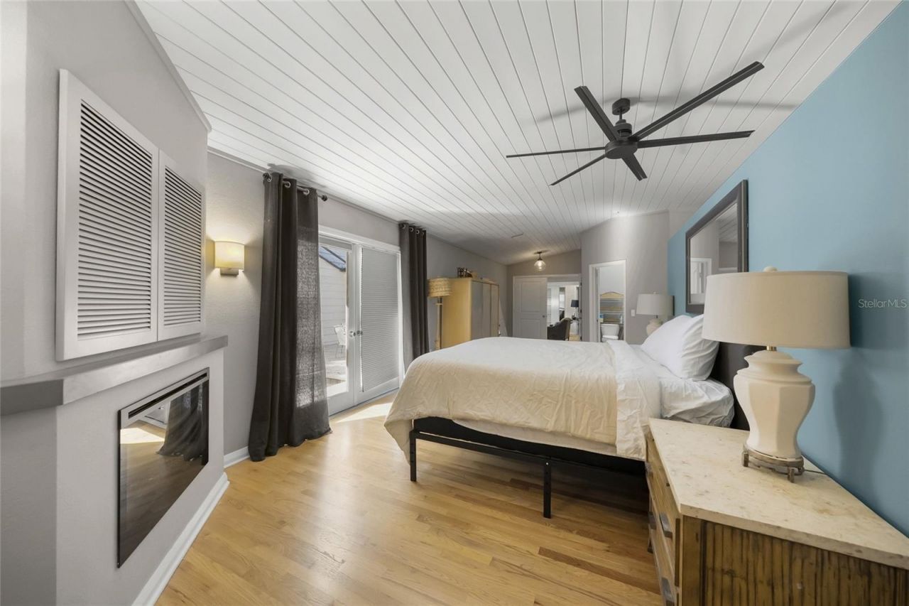 3331 Old Oak Drive, Sarasota, FL 34239 Photo