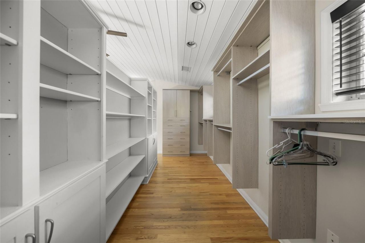 3331 Old Oak Drive, Sarasota, FL 34239 Photo