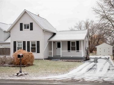 5300 Lake Avenue, Orchard Park, NY 14127