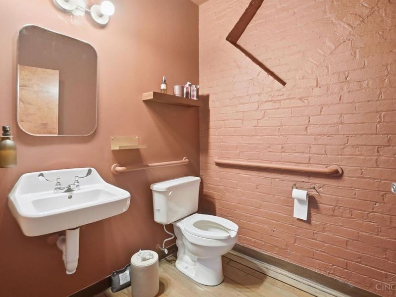 1010 Race Street, Cincinnati, OH 45202 Photo 88