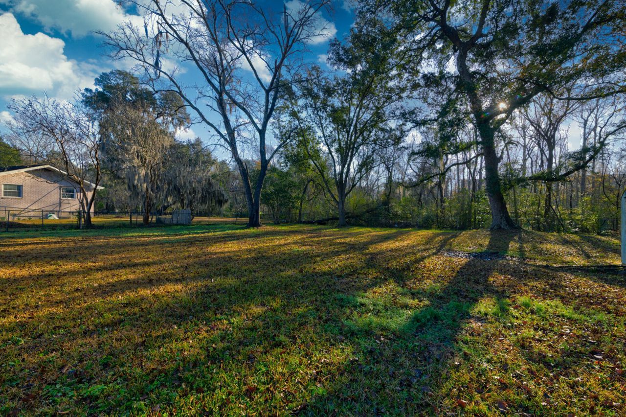 1027 Harrison Road Photo 32