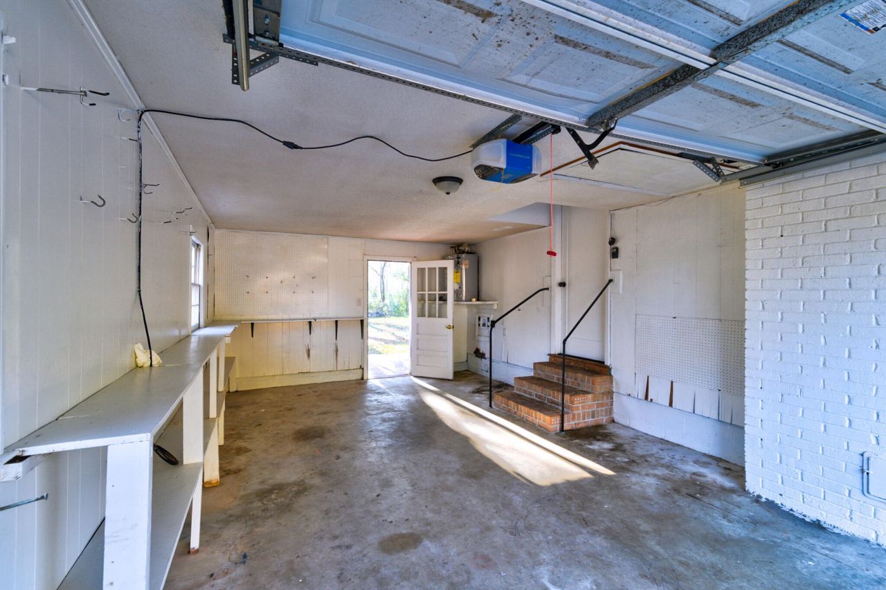 1027 Harrison Road Photo 33