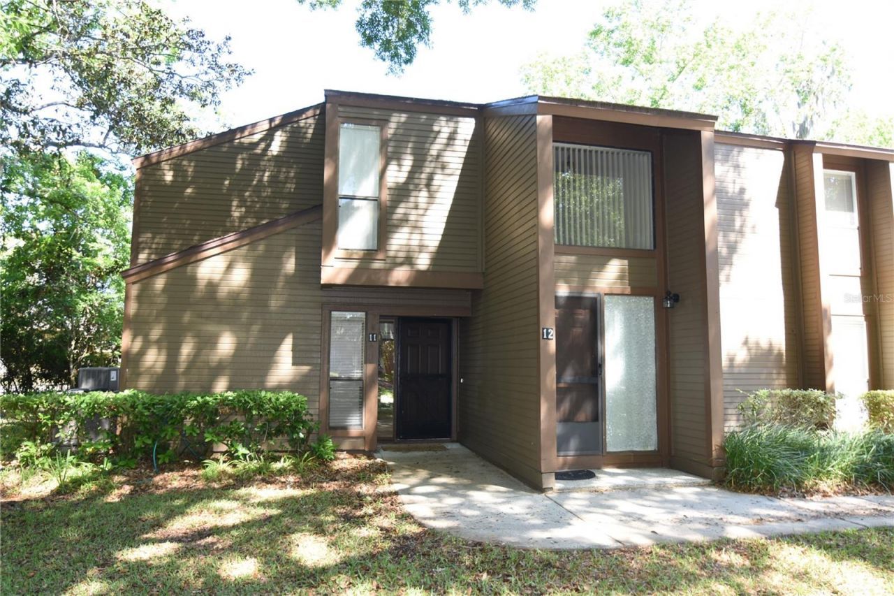 11 Surrey Court, Unit 11, Palm Coast, FL 32137 Main Photo