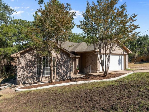 7704 Plateau CV, Lago Vista, TX 78645