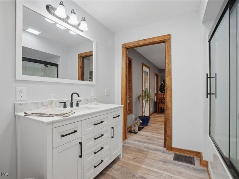 2146 Clay Road, Dorset, OH 44032 Photo 6