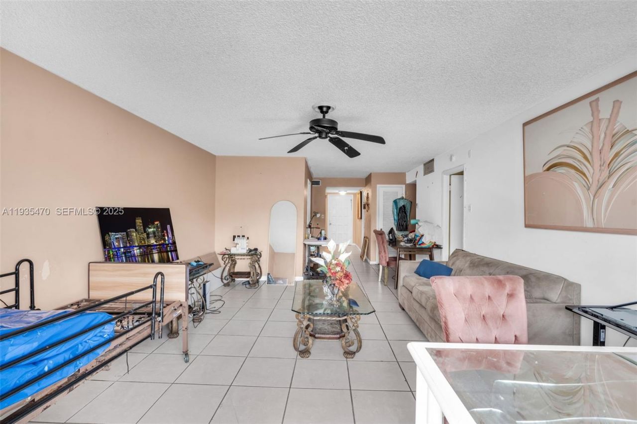 3360 Spanish Moss Ter, Unit 304, Lauderhill, FL 33319 Photo