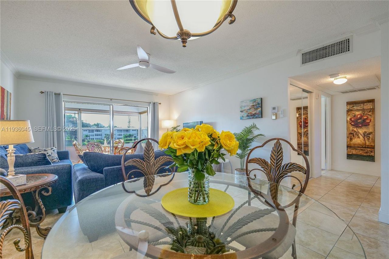 3501 NW 47th Ave , Unit 604, Lauderdale Lakes, FL 33319 Photo