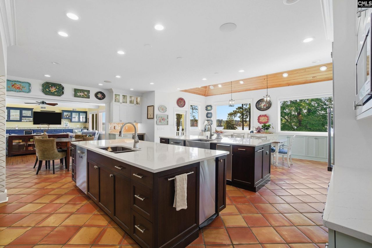 512 Stucks Point Drive  Photo 25