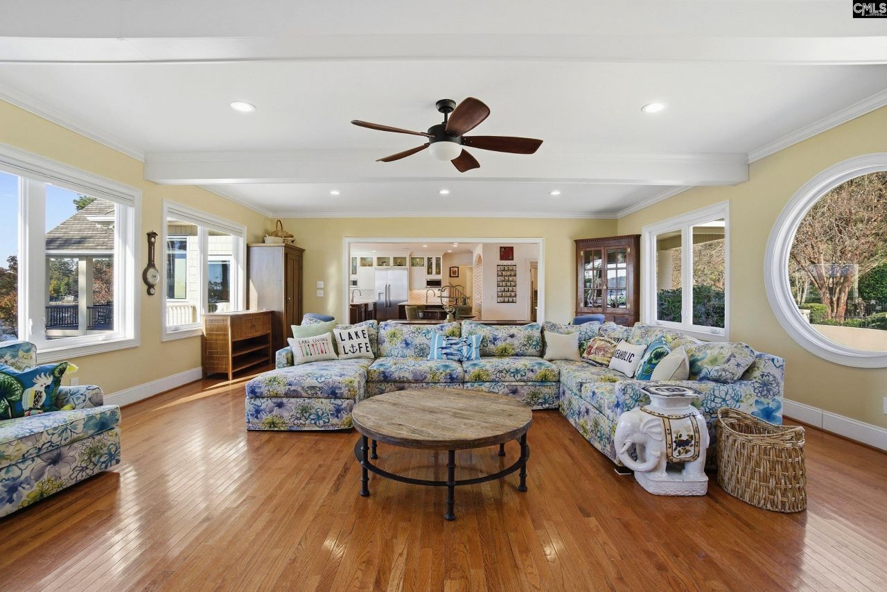 512 Stucks Point Drive  Photo 35